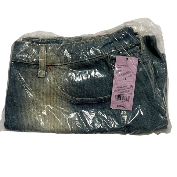 Wild Fable Women’s Blue Denim Mini Skirt Size 16 - Picture 3 of 4